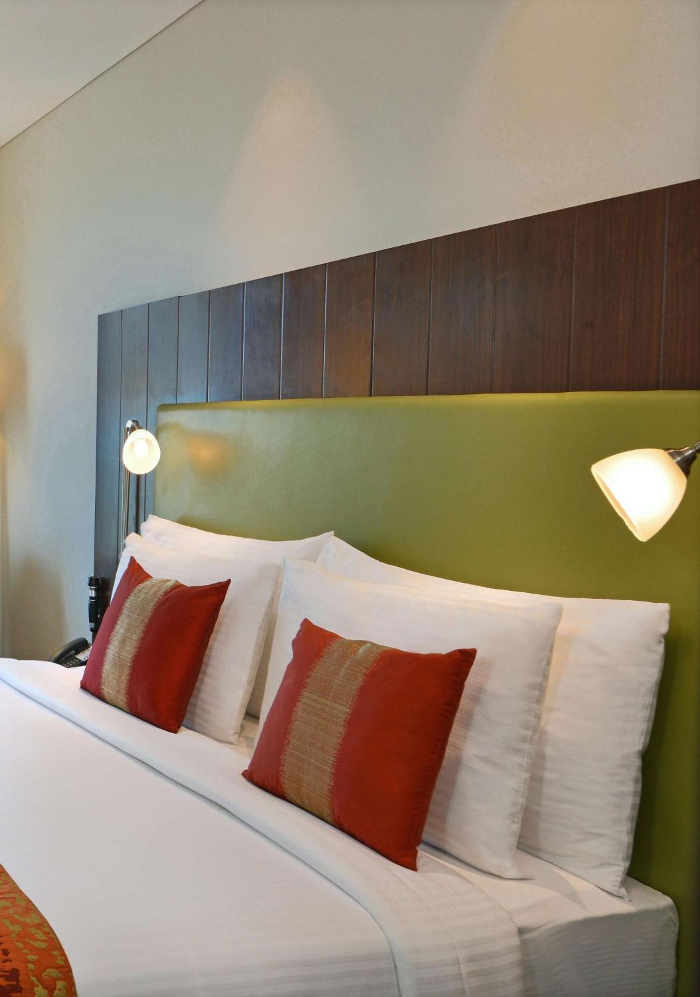 Country Inns & Suites By Radisson מניפלה מראה חיצוני תמונה