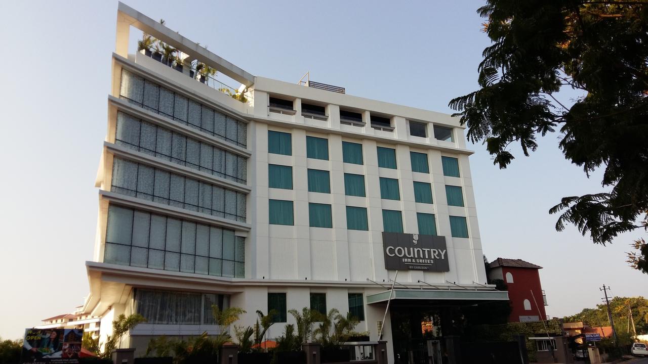 Country Inns & Suites By Radisson מניפלה מראה חיצוני תמונה
