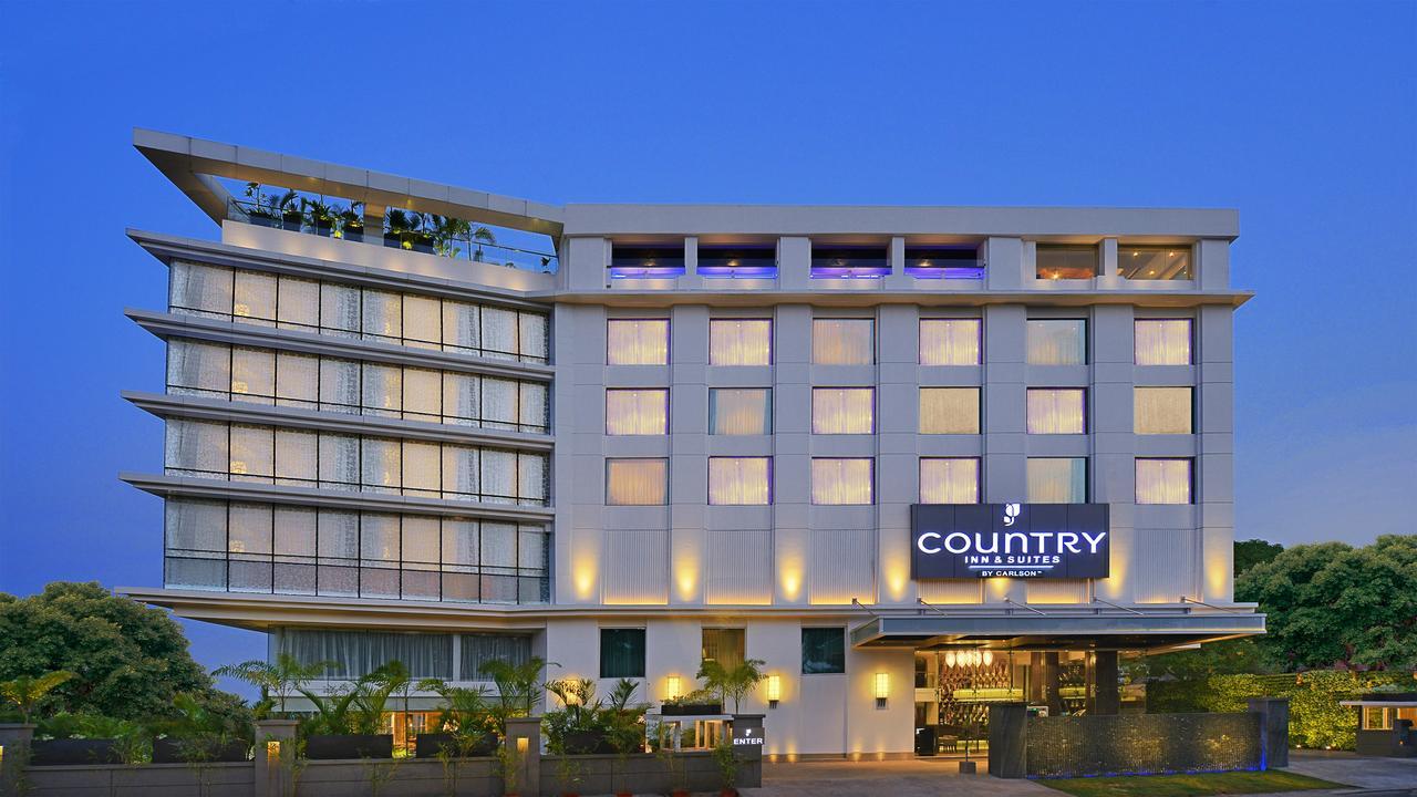 Country Inns & Suites By Radisson מניפלה מראה חיצוני תמונה