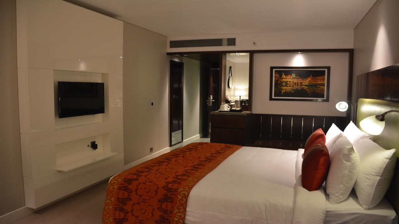 Country Inns & Suites By Radisson מניפלה מראה חיצוני תמונה