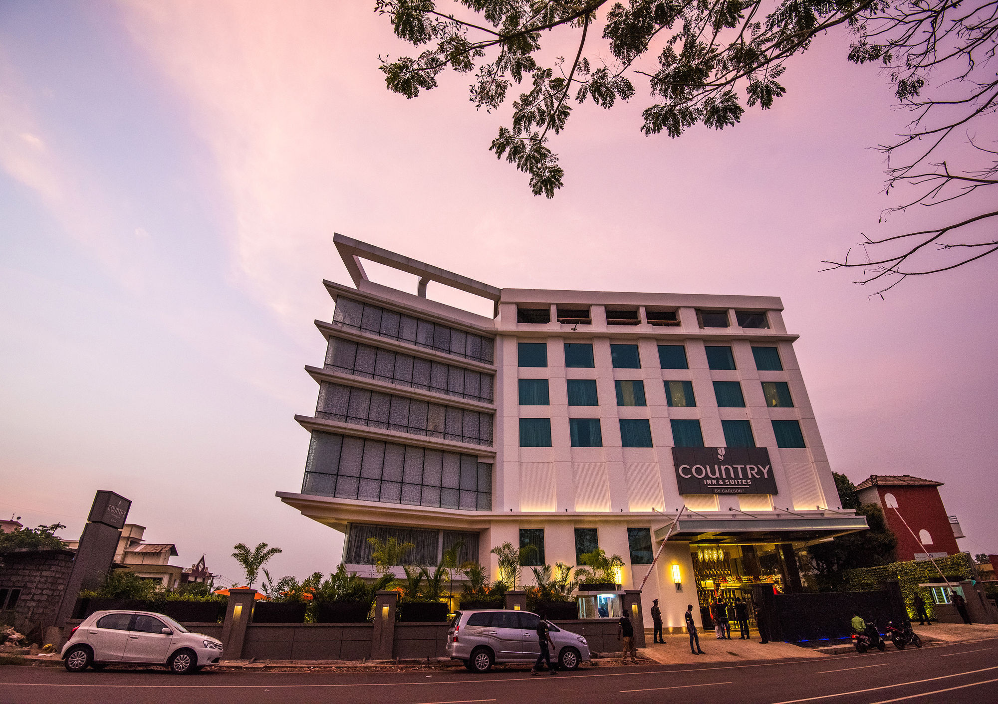 Country Inns & Suites By Radisson מניפלה מראה חיצוני תמונה