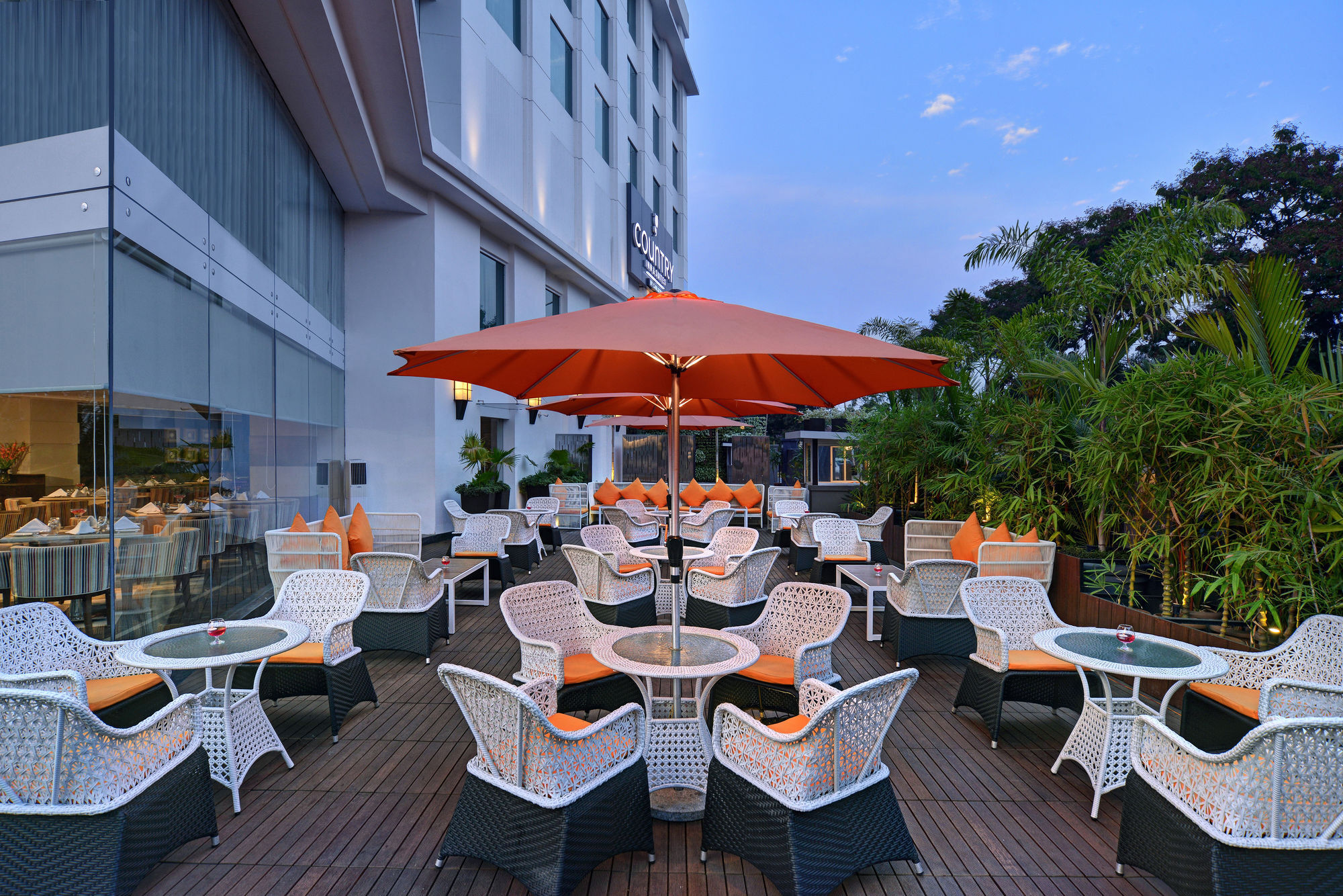 Country Inns & Suites By Radisson מניפלה מראה חיצוני תמונה