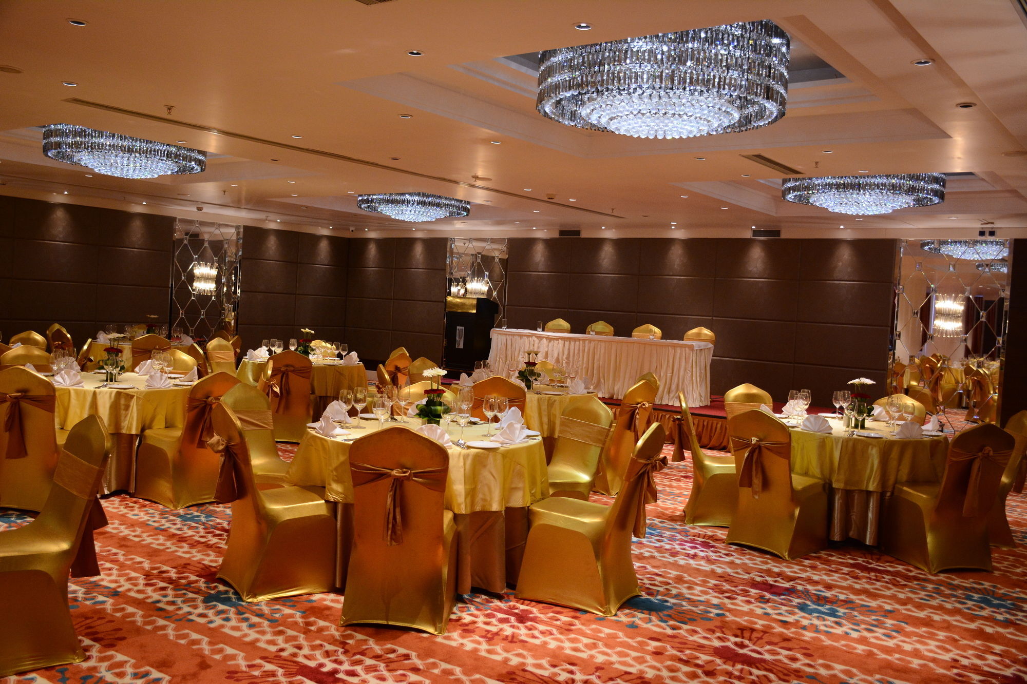 Country Inns & Suites By Radisson מניפלה מראה חיצוני תמונה